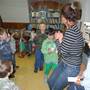 Děti z mateřské školy navšítily knihovnu 12